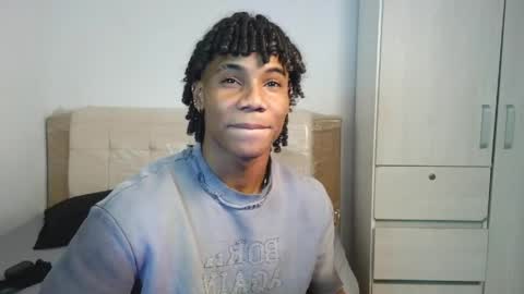 Snapshot of marcelo_dosantos77 chatting on 04/13/26, 08:25 MARCELO online show from 04/13/26, 08:25