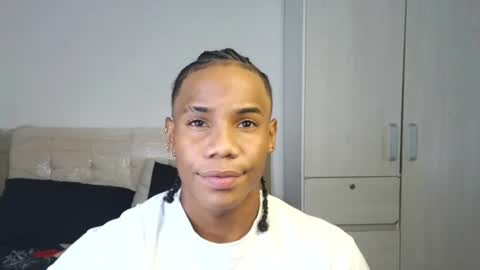 Snapshot of marcelo_dosantos77 chatting on 06/20/26, 08:33 MARCELO online show from 06/20/26, 08:33