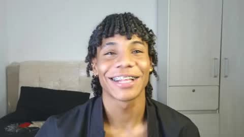 Snapshot of marcelo_dosantos77 chatting on 06/30/26, 10:22 MARCELO online show from 06/30/26, 10:22