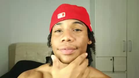 Snapshot of marcelo_dosantos77 chatting on 08/07/26, 03:36 MARCELO online show from 08/07/26, 03:36