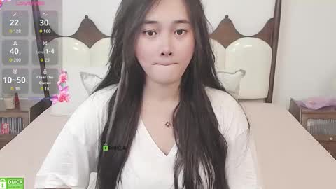 Lena online show from 11/17/25, 03:23