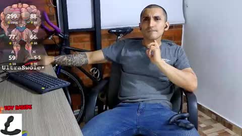 Marck  Independent model  online show from 11/03/25, 03:30