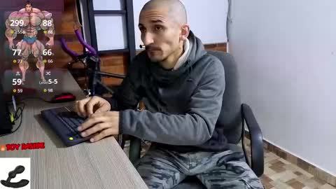 Marck  Independent model  online show from 11/23/25, 04:12