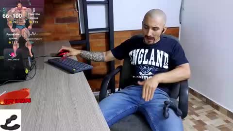 Marck  Independent model  online show from 12/05/25, 03:15