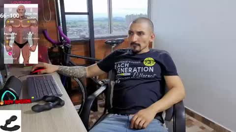 Snapshot of marckmuscle chatting on 06/07/26, 10:57 Marck Independent model online show from 06/07/26, 10:57