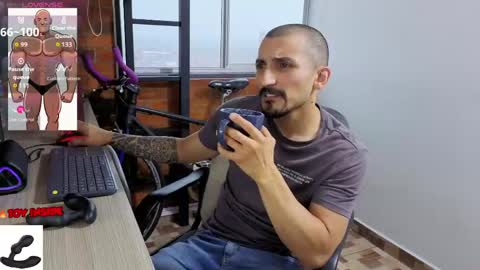 Snapshot of marckmuscle chatting on 06/08/26, 10:43 Marck Independent model online show from 06/08/26, 10:43