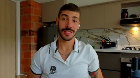 Snapshot of marco_tahani_ chatting on 12/25/24, 07:13 Marco IG marco tahani online show from 12/25/24, 07:13