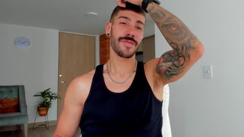 Snapshot of marco_tahani_ chatting on 12/26/24, 03:10 Marco IG marco tahani online show from 12/26/24, 03:10