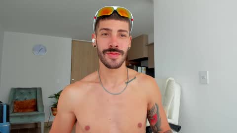 Snapshot of marco_tahani_ chatting on 12/27/24, 03:26 Marco IG marco tahani online show from 12/27/24, 03:26