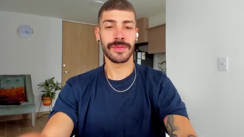 Snapshot of marco_tahani_ chatting on 01/05/25, 01:36 Marco IG marco tahani online show from 01/05/25, 01:36