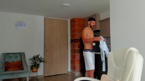 Snapshot of marco_tahani_ chatting on 01/07/25, 04:16 Marco IG marco tahani online show from 01/07/25, 04:16