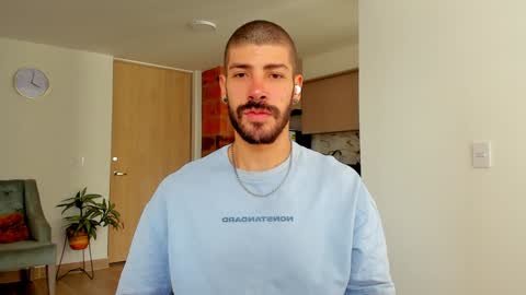 Snapshot of marco_tahani_ chatting on 01/15/25, 12:58 Marco IG marco tahani online show from 01/15/25, 12:58