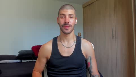 Snapshot of marco_tahani_ chatting on 01/27/25, 02:24 Marco IG marco tahani online show from 01/27/25, 02:24