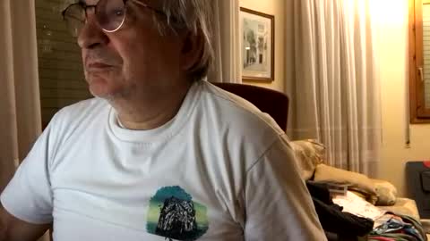 Snapshot of marcos260526 chatting on 03/10/26, 11:32 marcos260526 online show from 03/10/26, 11:32