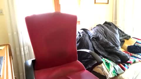 Snapshot of marcos260526 chatting on 04/07/26, 10:15 marcos260526 online show from 04/07/26, 10:15