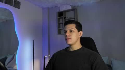 Snapshot of marcosullivan_ chatting on 03/21/26, 12:43 Marco Sullivan online show from 03/21/26, 12:43