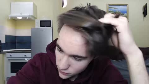 Snapshot of marcus_cuteboy chatting on 02/06/25, 10:10 Marcus online show from 02/06/25, 10:10