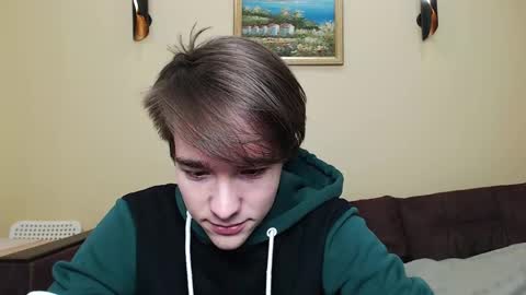 Snapshot of marcus_cuteboy chatting on 03/03/25, 07:28 Marcus online show from 03/03/25, 07:28