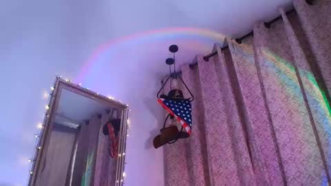 Snapshot of marcus_fire chatting on 11/18/25, 05:17 marcus_fire online show from 11/18/25, 05:17