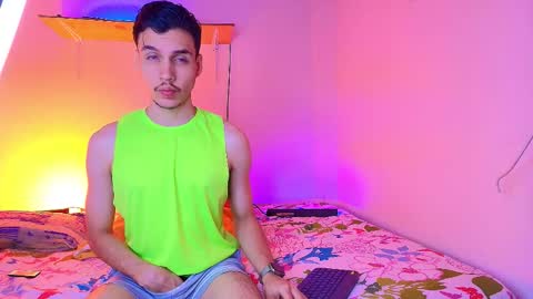 Marcus Hanks online show from 12/04/25, 03:49