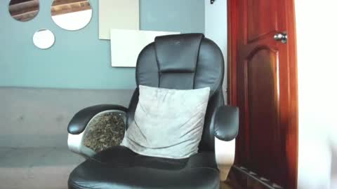 Snapshot of marcus_jax1 chatting on 10/27/25, 02:15 Marcus Jax1 online show from 10/27/25, 02:15