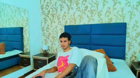 Snapshot of marcus_jeron chatting on 10/04/25, 06:44 marcus_jeron online show from 10/04/25, 06:44