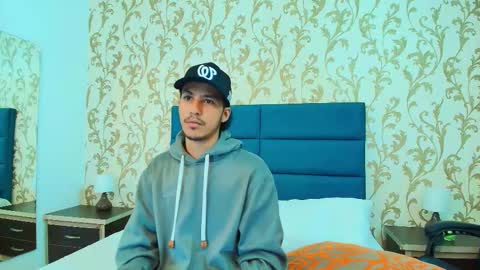 Snapshot of marcus_jeron chatting on 10/10/25, 04:55 marcus_jeron online show from 10/10/25, 04:55