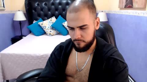 marcus_soler online show from 10/06/25, 04:15