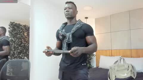 Snapshot of marcusblack_ chatting on 01/12/26, 01:05 Marcusssss online show from 01/12/26, 01:05