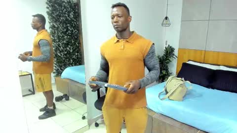 Snapshot of marcusblack_ chatting on 01/15/26, 11:48 Marcusssss online show from 01/15/26, 11:48