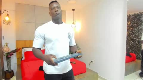 Snapshot of marcusblack_ chatting on 02/05/26, 11:37 Marcusssss online show from 02/05/26, 11:37