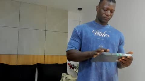 Snapshot of marcusblack_ chatting on 02/20/26, 11:54 Marcusssss online show from 02/20/26, 11:54