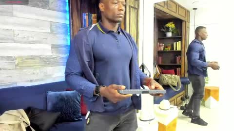 Snapshot of marcusblack_ chatting on 04/21/26, 11:27 Marcusssss online show from 04/21/26, 11:27