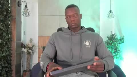 Snapshot of marcusblack_ chatting on 05/07/26, 11:26 Marcusssss online show from 05/07/26, 11:26