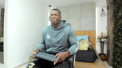 Snapshot of marcusblack_ chatting on 05/19/26, 11:38 Marcusssss online show from 05/19/26, 11:38