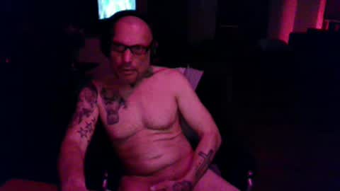 Snapshot of marcuscologne chatting on 12/26/24, 02:01 markus online show from 12/26/24, 02:01