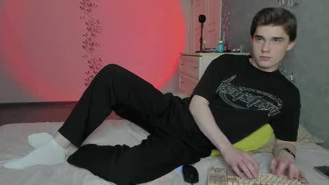 Snapshot of marcusjones1 chatting on 02/16/26, 10:11 Marcus Jones online show from 02/16/26, 10:11
