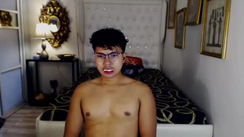 marcusmason1 online show from 12/16/25, 07:13