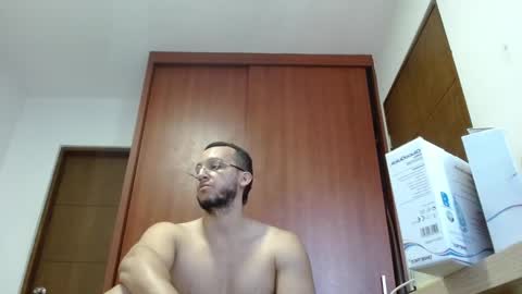   online show from 11/02/25, 08:11