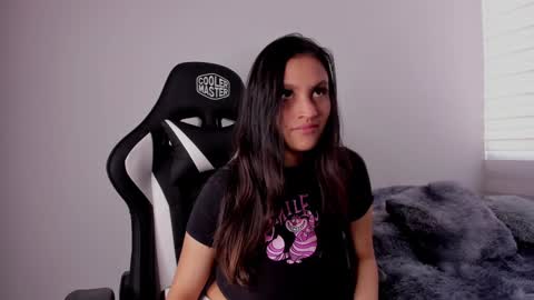 Snapshot of mardybum_ chatting on 01/20/25, 02:14 Maria online show from 01/20/25, 02:14