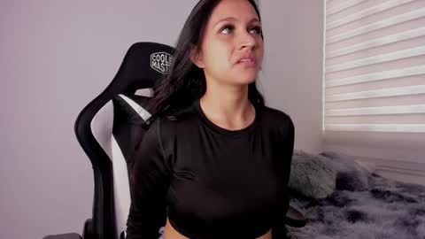 Snapshot of mardybum_ chatting on 02/13/25, 06:27 Maria online show from 02/13/25, 06:27