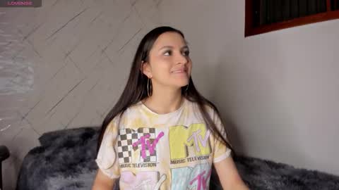 Snapshot of mardybum_ chatting on 12/18/25, 11:33 Maria online show from 12/18/25, 11:33