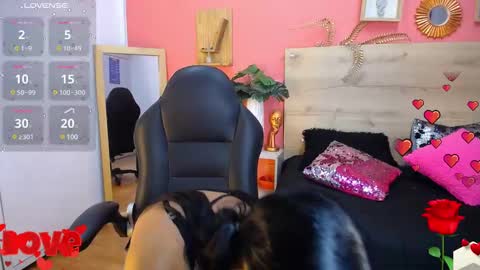 Snapshot of margare_scarlett chatting on 02/25/25, 12:24 margare_scarlett online show from 02/25/25, 12:24