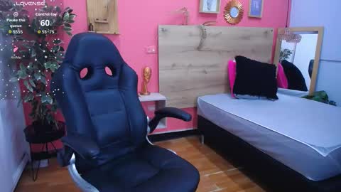 Snapshot of margare_scarlett chatting on 10/10/25, 11:20 margare_scarlett online show from 10/10/25, 11:20