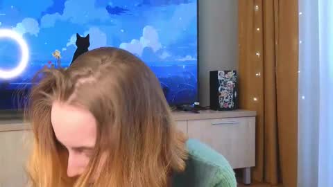 Snapshot of margareata chatting on 02/25/25, 06:58  - Alisa online show from 02/25/25, 06:58