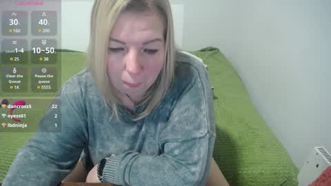 Snapshot of margaret_gem chatting on 01/28/25, 05:46 margaret gem online show from 01/28/25, 05:46