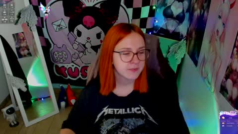 Snapshot of margaret_red chatting on 12/10/24, 04:49 Margaret online show from 12/10/24, 04:49