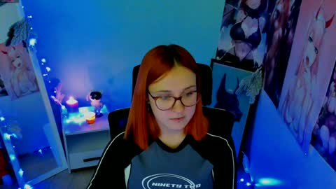 Snapshot of margaret_red chatting on 12/11/24, 08:28 Margaret online show from 12/11/24, 08:28