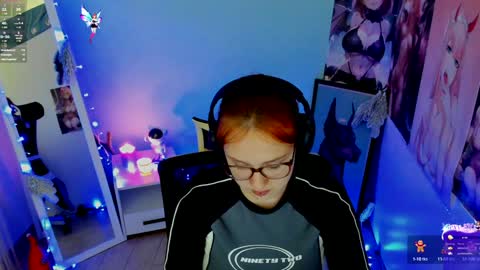 Snapshot of margaret_red chatting on 12/14/24, 07:51 Margaret online show from 12/14/24, 07:51