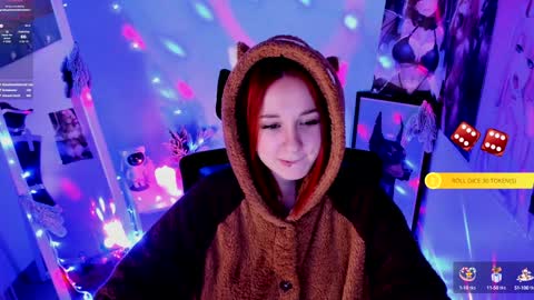 Snapshot of margaret_red chatting on 01/06/25, 02:26 Margaret online show from 01/06/25, 02:26